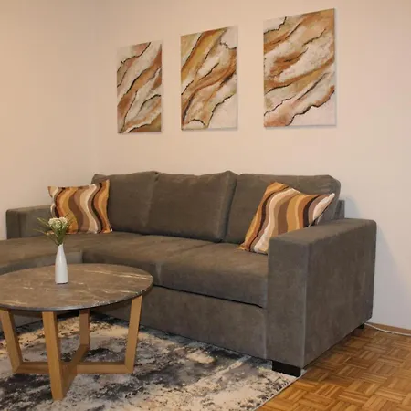 Nidalia In Appartement Graz